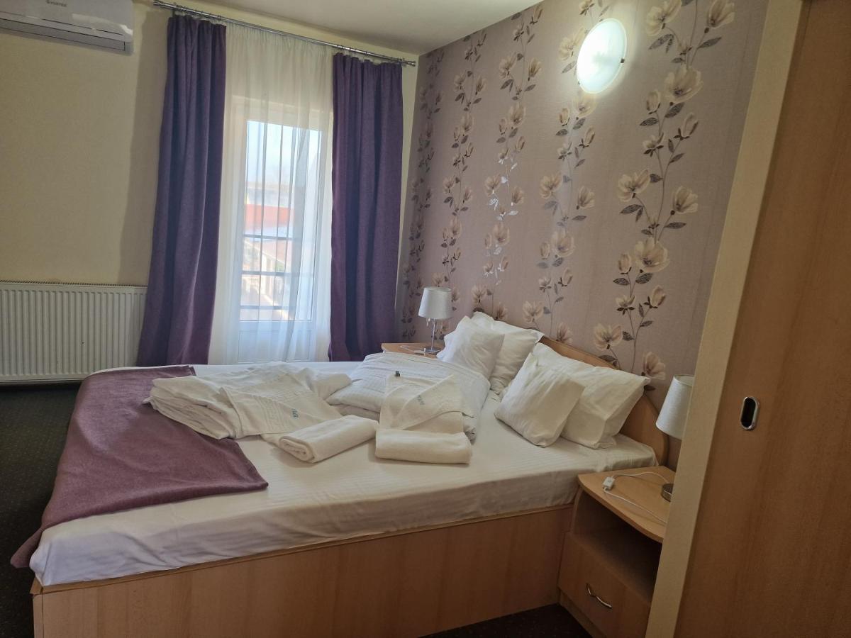 Motel Laguna Бейюш Екстериор снимка