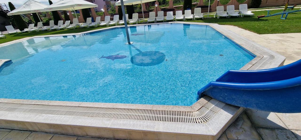Motel Laguna Бейюш Екстериор снимка
