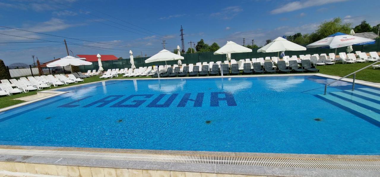 Motel Laguna Бейюш Екстериор снимка